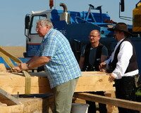 Zimmerei Bohm beim Aufbau der Mühle